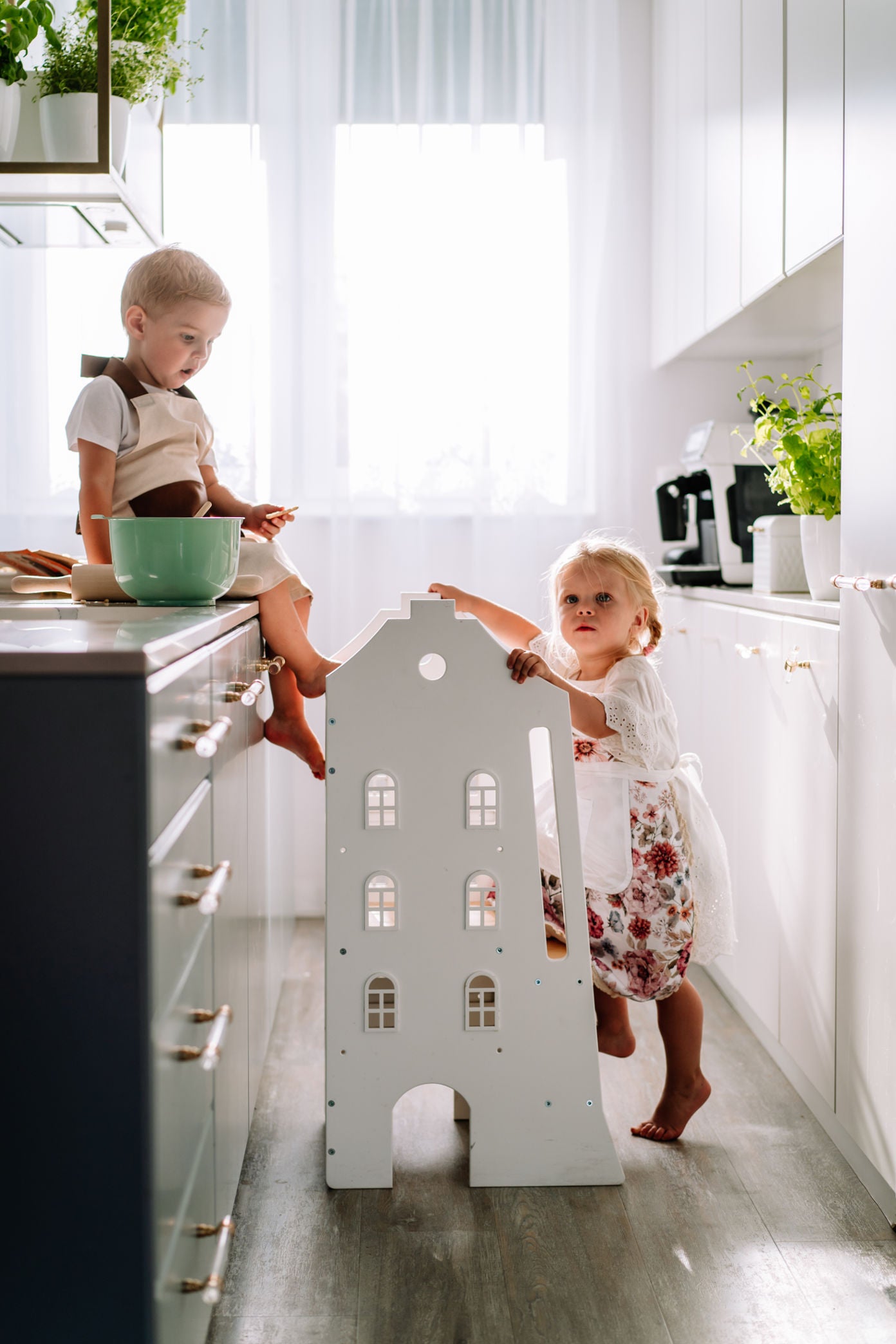 Lernturm Lukas - Küchenhilfe für Kinder in Farbe von Domo Kids