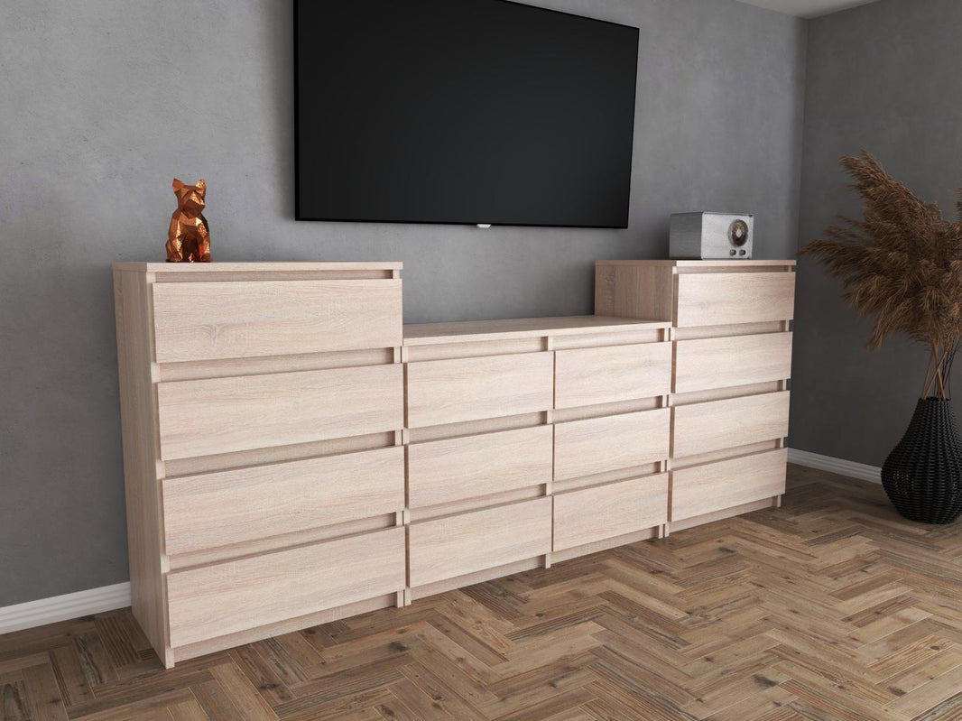 kommode mit 14 schubladen in heller eichenfarbe im wohnzimmer