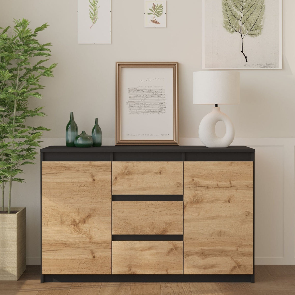 Mikel Sideboard 120 cm / 3 Schubladen in Farbe von kommodly