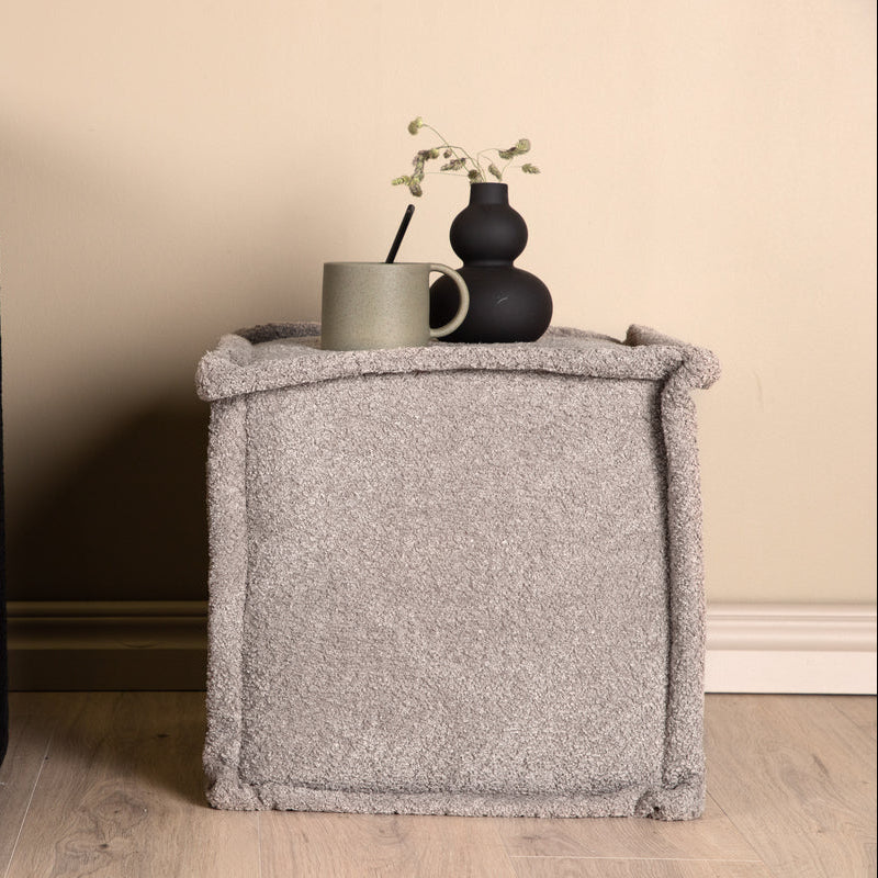 Pouf Movo in Farbe Hellgrau von kommodly