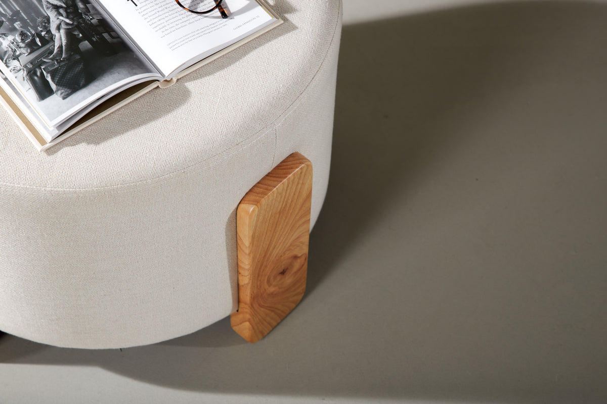Hocker Paco in Farbe von kommodly