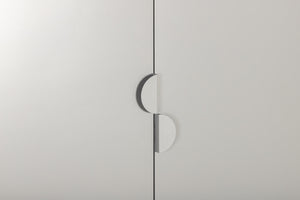 Kleiderschrank Pire in Farbe von Kommodly
