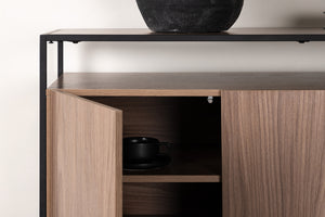 Sideboard Rivo Walnuss in Farbe von kommodly