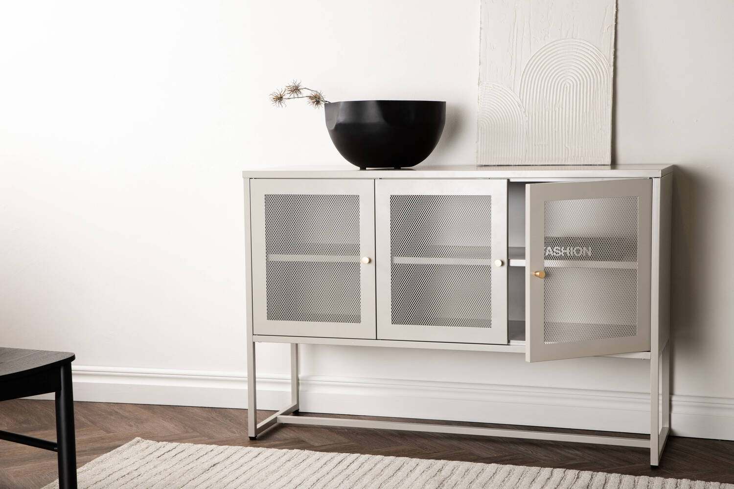Sideboard Alma in Farbe Beige von Kommodly