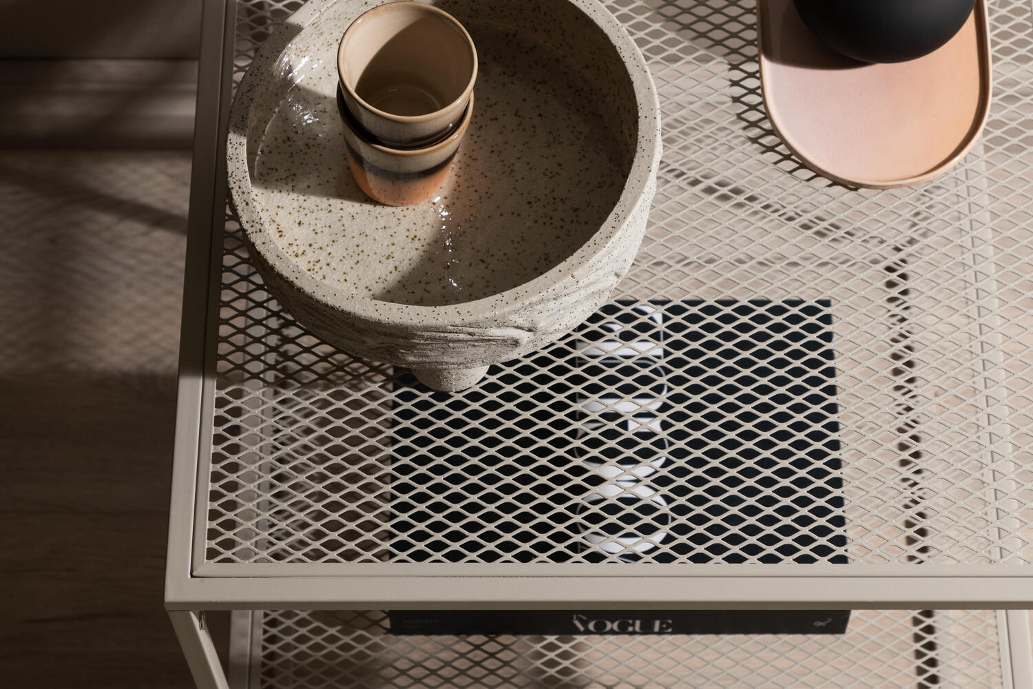 Beistelltisch Neto in Farbe von Kommodly