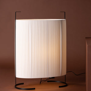 Stehlampe Lumi Schwarz in Farbe Beige von kommodly