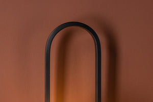 Wandlampe Lupa Schwarz in Farbe von kommodly