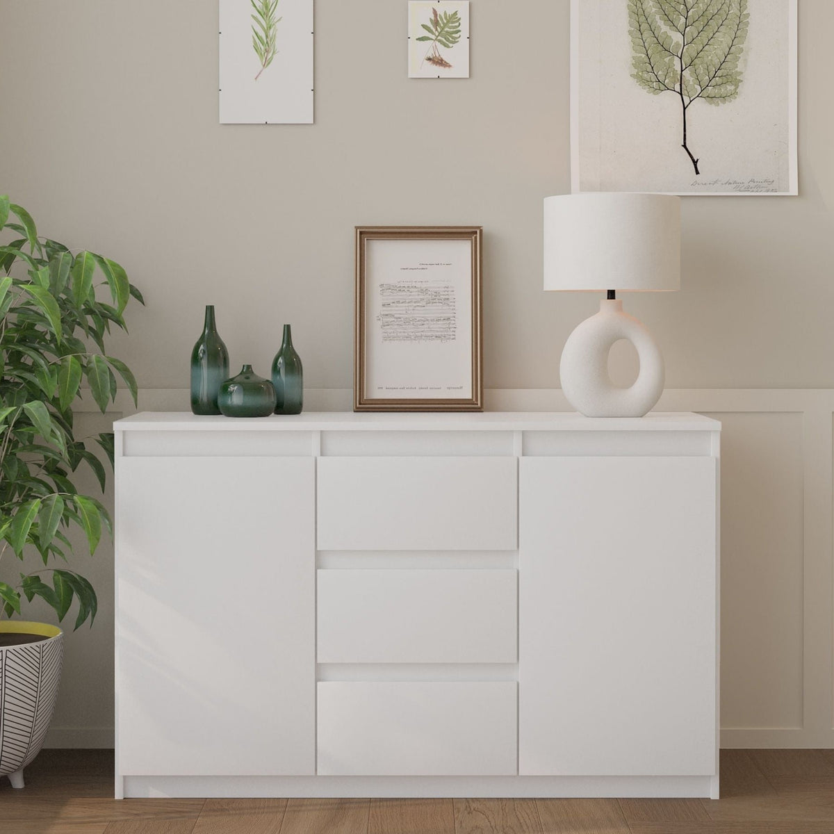 Mikel Sideboard 120 cm / 3 Schubladen in Farbe von kommodly