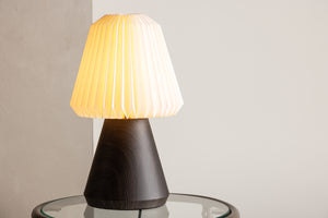 Tischlampe Lila in Farbe von kommodly