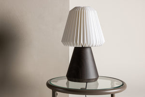 Tischlampe Lila in Farbe von kommodly