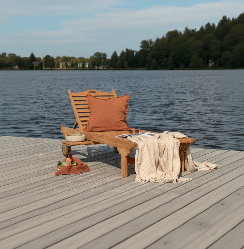 Sonnenliege Balo Natur Teak in Farbe von kommodly