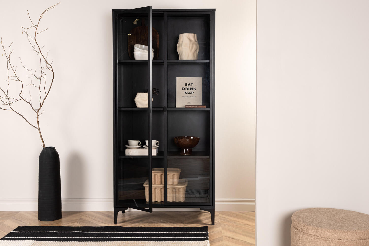 Vitrine Piri in Farbe von Kommodly