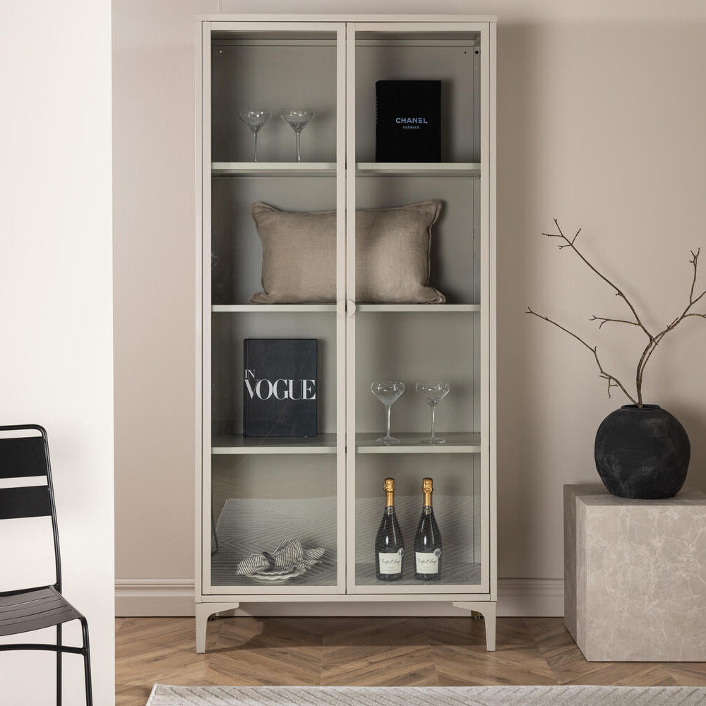 Vitrine Piri in Farbe Beige von Kommodly