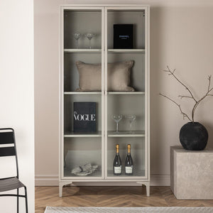 Vitrine Piri in Farbe Beige von Kommodly