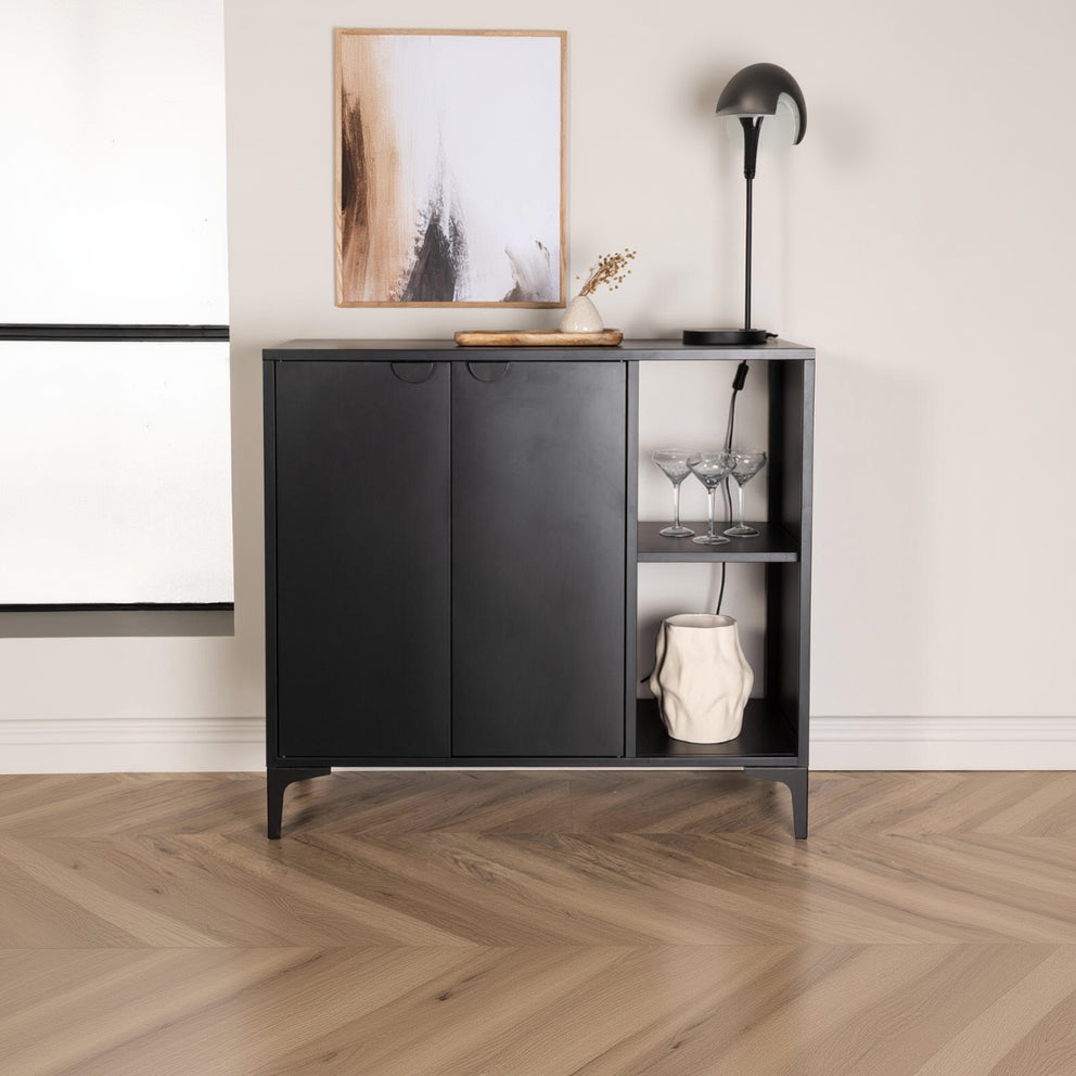 Sideboard Poru in Farbe Schwarz von Kommodly