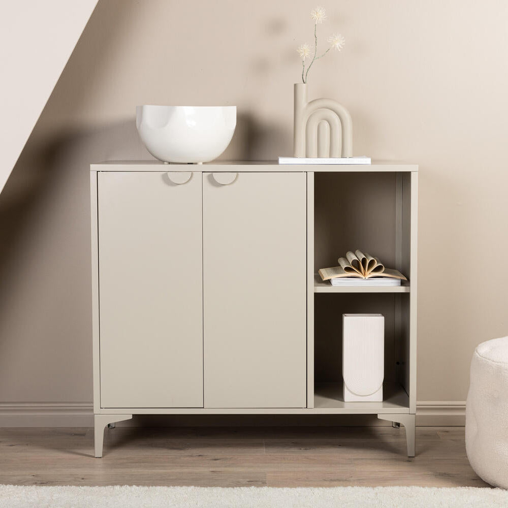 Sideboard Poru in Farbe Beige von Kommodly