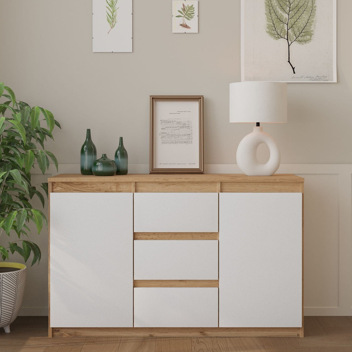 Mikel Sideboard 120 cm / 3 Schubladen in Farbe von kommodly