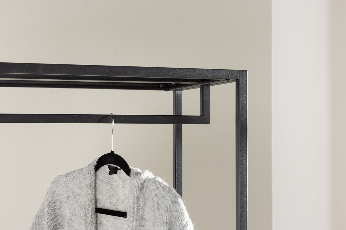 Kleiderständer Malu in Farbe von kommodly