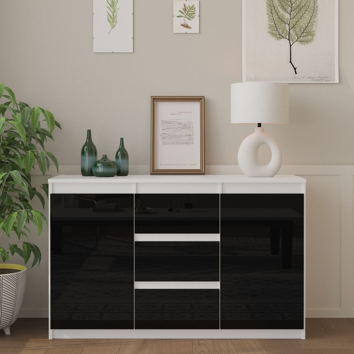 Mikel Sideboard 120 cm / 3 Schubladen in Farbe von kommodly