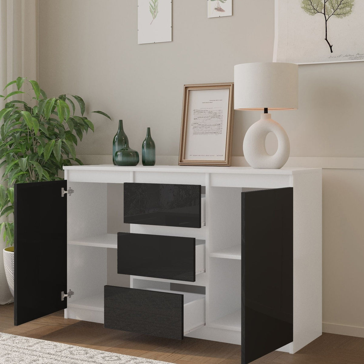 Mikel Sideboard 120 cm / 3 Schubladen in Farbe von kommodly