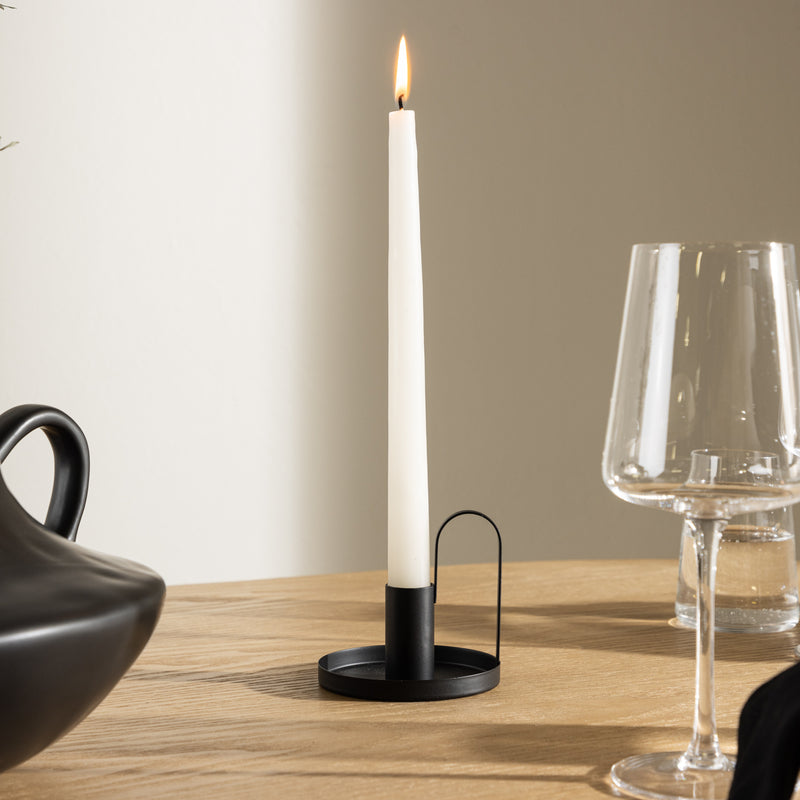Kerzenständer Lapo in Farbe Schwarz von kommodly