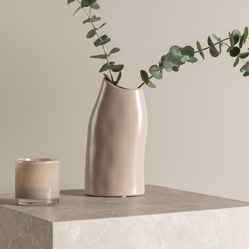 Vase Kayo in Farbe Beige von kommodly