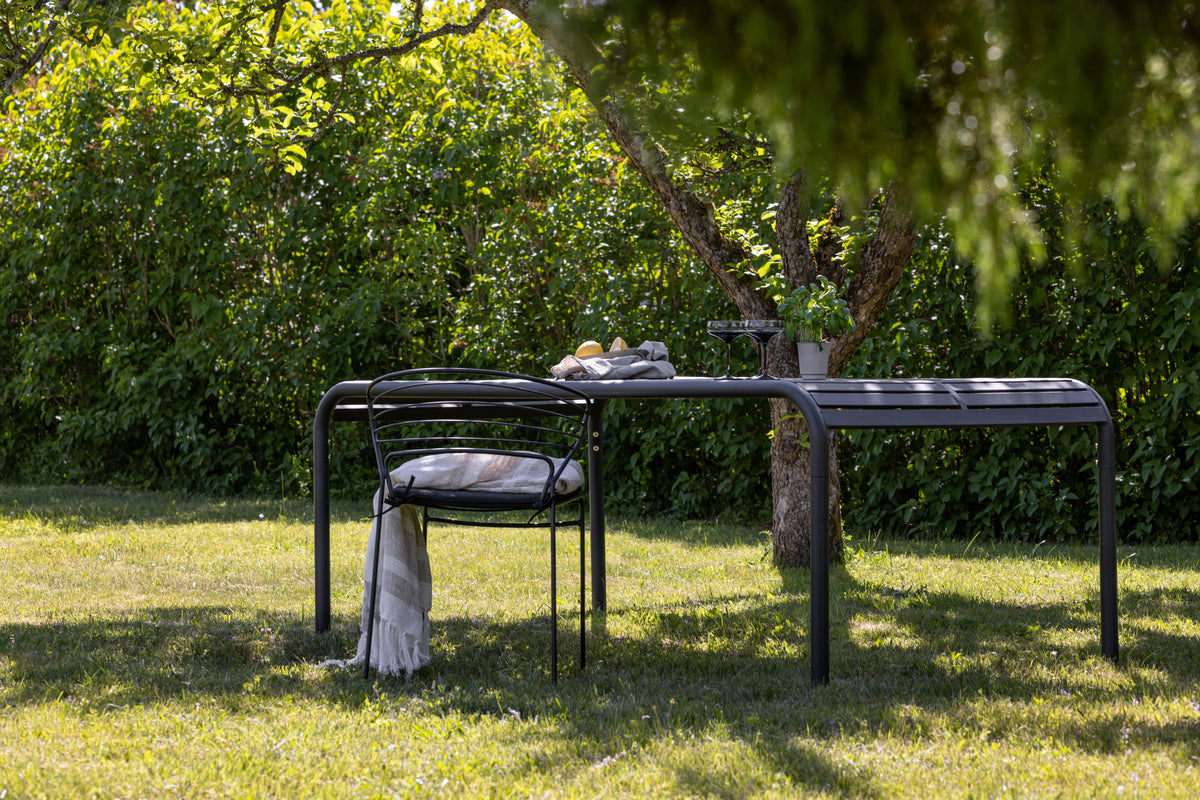 Gartentisch Kelo Aluminium in Farbe von kommodly