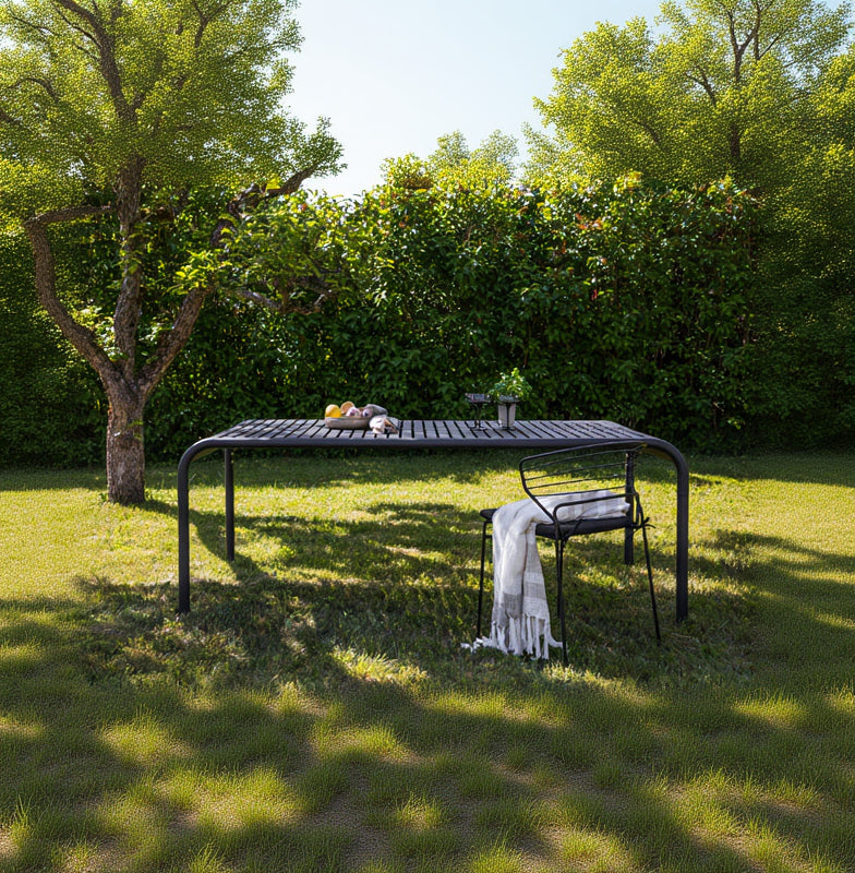 Gartentisch Kelo Aluminium in Farbe Schwarz von kommodly