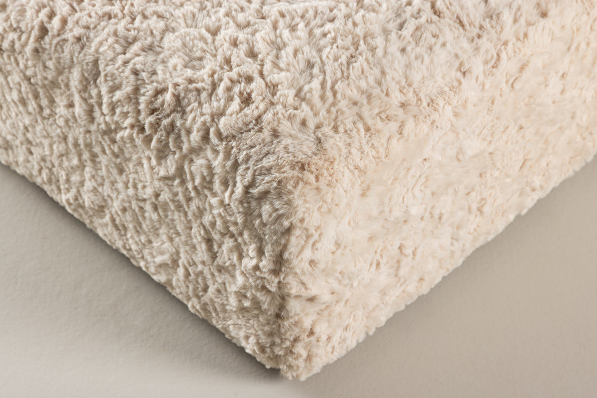 Pouf Otto in Farbe von kommodly