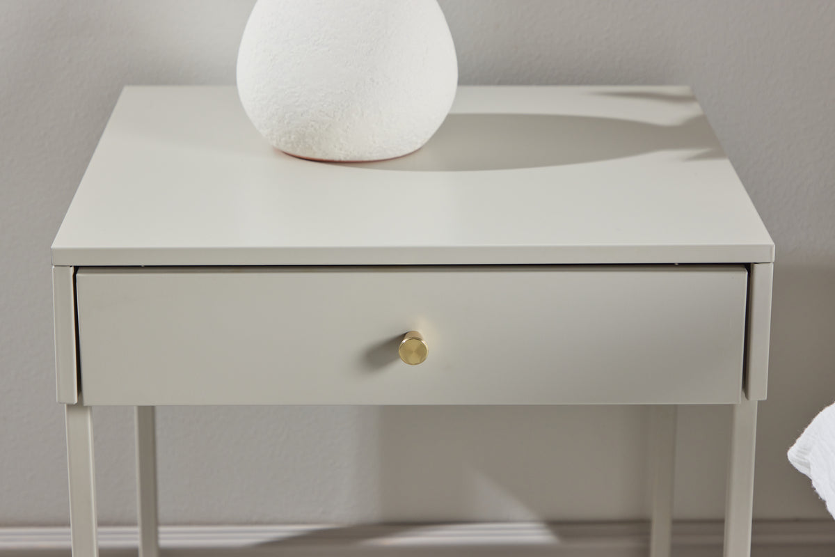 Nachtkonsole Zeno in Farbe von kommodly