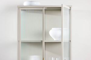 Vitrinenschrank Geno L in Farbe von Kommodly