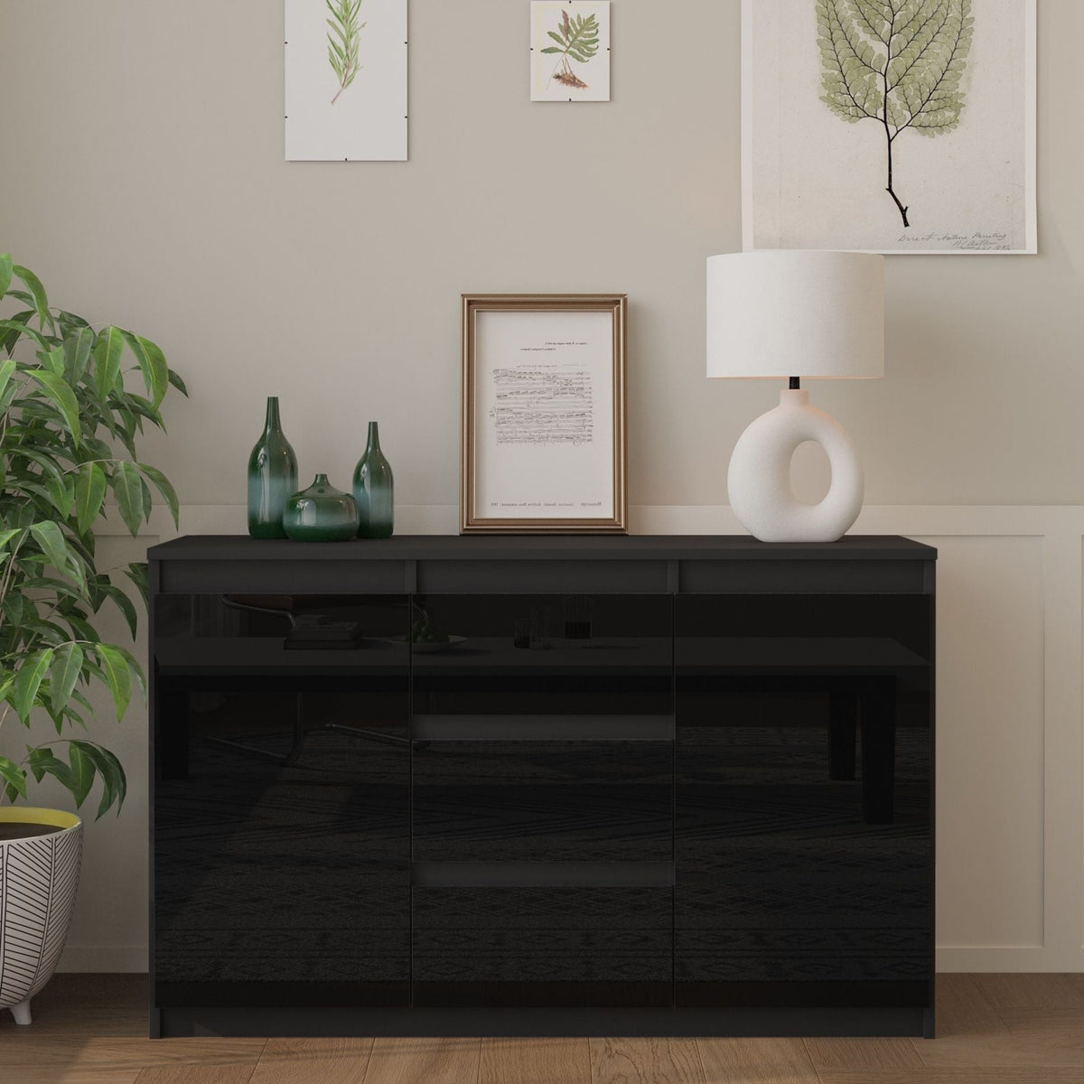 Mikel Sideboard 120 cm / 3 Schubladen in Farbe von kommodly