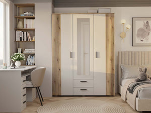 Kleiderschrank Kova in Farbe von kommodly